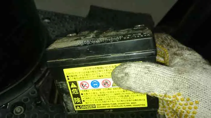 トゥデイAF61】バッテリー交換方法