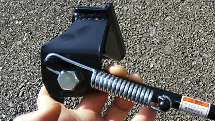 トゥデイAF61/AF67】サイドスタンドの角度を比較してみた｜ジョルノ