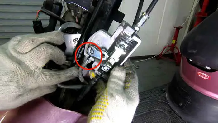 トゥデイAF67】リアブレーキワイヤー交換方法